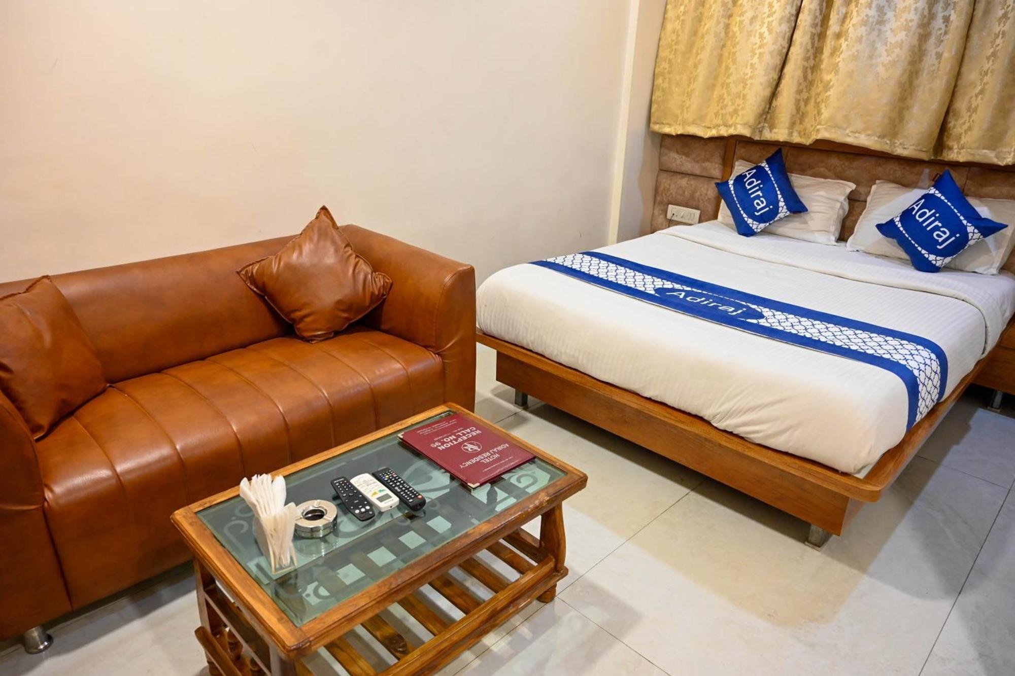 Adiraj Residency Hotell Navi Mumbai Exteriör bild