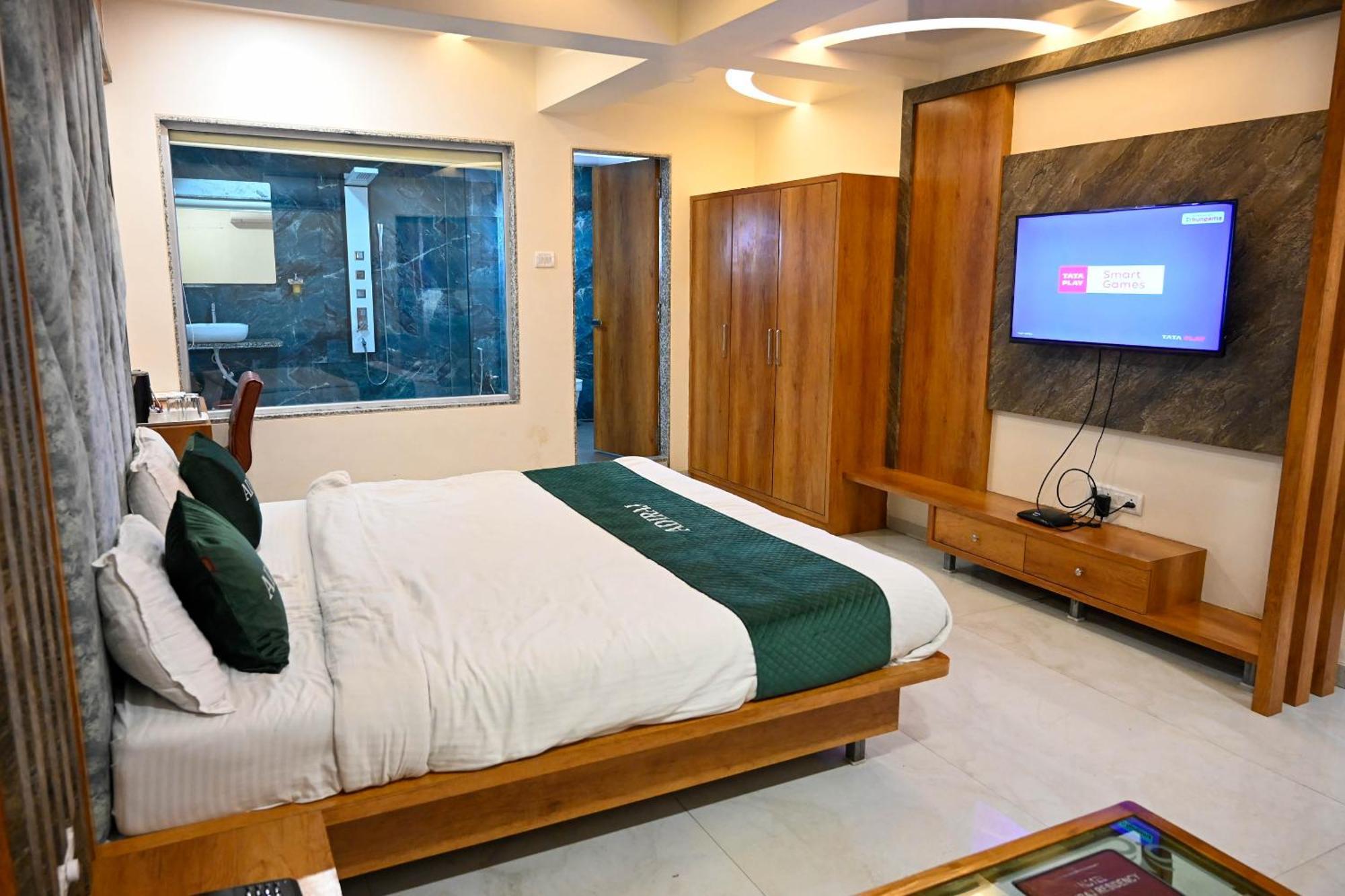 Adiraj Residency Hotell Navi Mumbai Exteriör bild